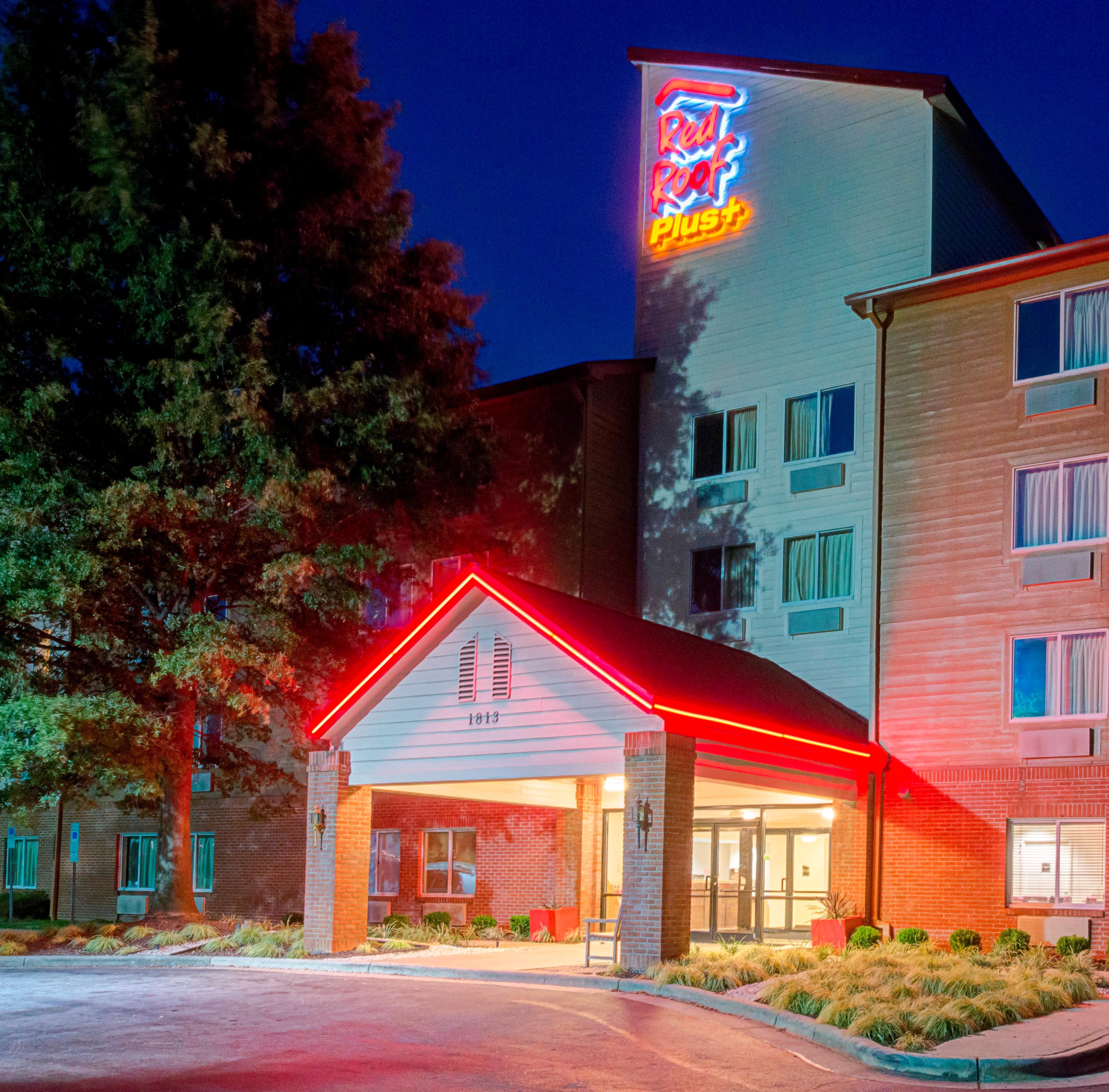 Red Roof Inn Plus Raleigh Downtown Ncsu Conv Center Dış mekan fotoğraf